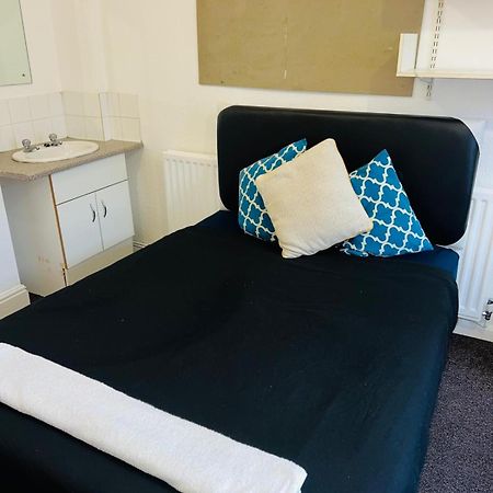 Grantham Park House Aparthotel Coventry Esterno foto