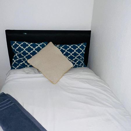 Grantham Park House Aparthotel Coventry Esterno foto