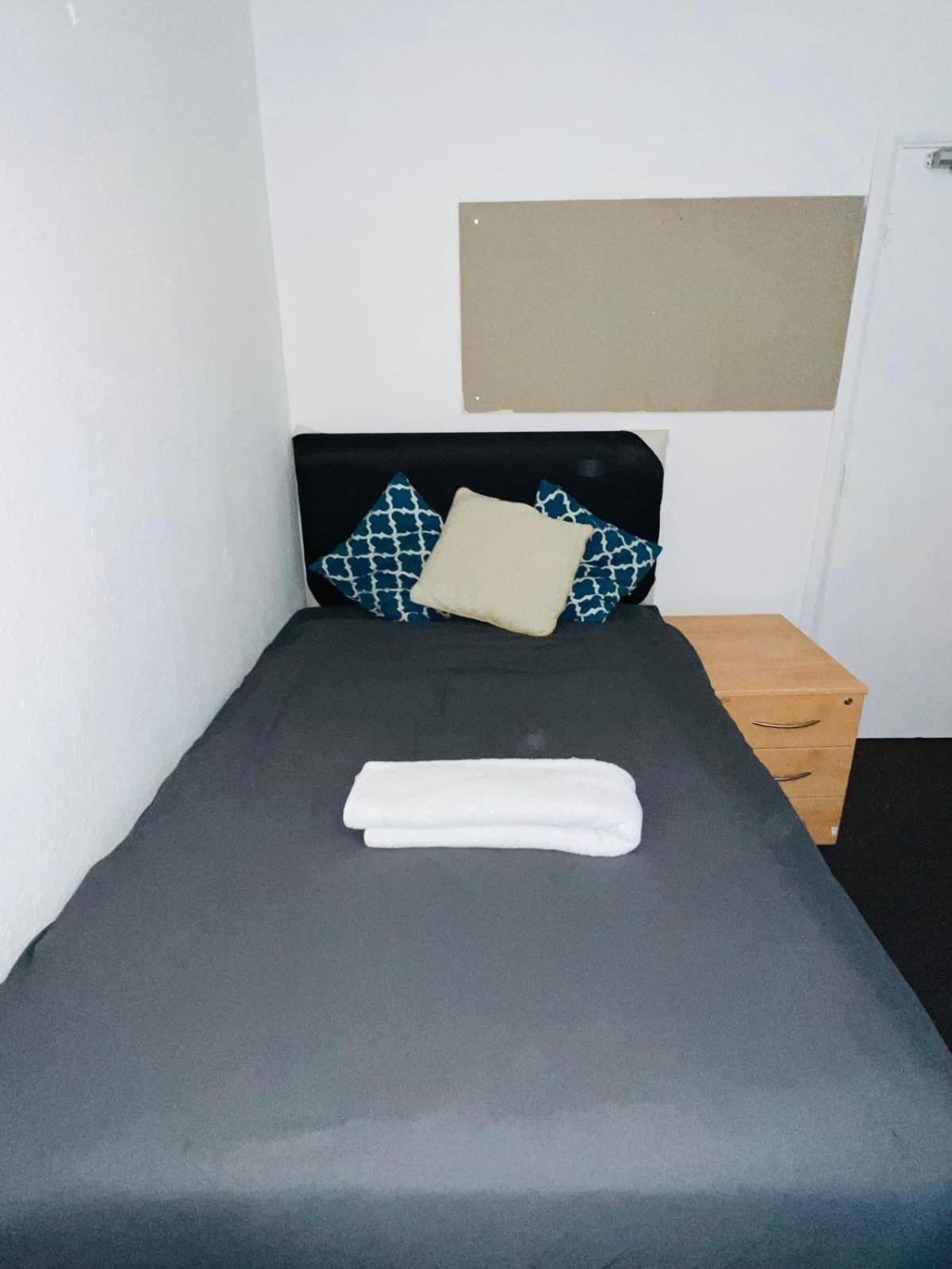 Grantham Park House Aparthotel Coventry Esterno foto