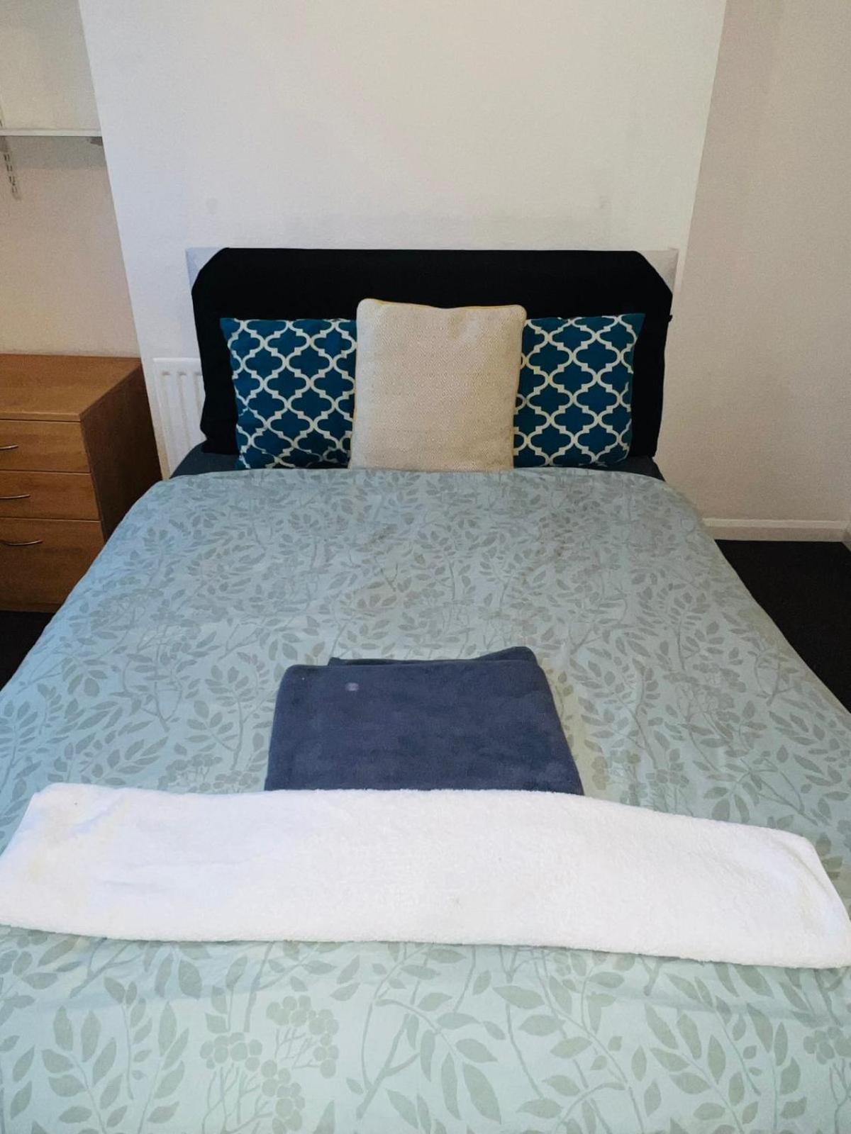 Grantham Park House Aparthotel Coventry Esterno foto